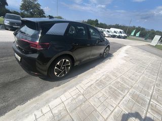 Volkswagen ID.3 2020-thumb-7