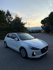 Hyundai i 30 2018 DIESEL automatic-thumb-3