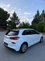 Hyundai i 30 2018 DIESEL automatic-thumb-4