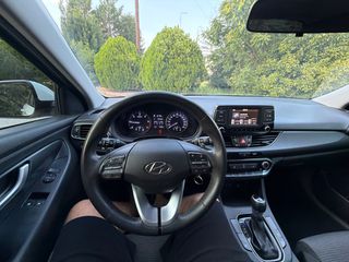 Hyundai i 30 2018 DIESEL automatic-thumb-10