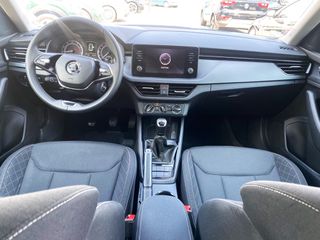Skoda Kamiq 2023 1.0 TSI AMBITION  CLIMA NAVI CAMERA-thumb-8