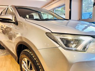 Toyota RAV 4 2017 4X4 HYBRID-AUTOMATIC-thumb-8