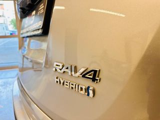 Toyota RAV 4 2017 4X4 HYBRID-AUTOMATIC-thumb-10