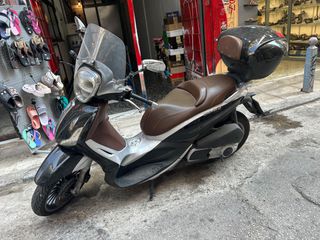 Piaggio Beverly 300 2010-thumb-1