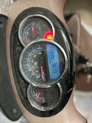 Piaggio Beverly 300 2010-thumb-2