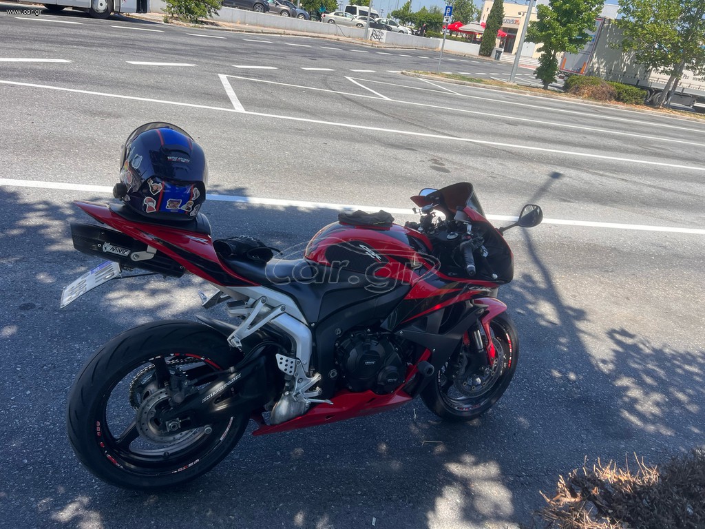 Honda CBR 600RR 2008 PC40