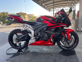 Honda CBR 600RR 2008 PC40-thumb-3