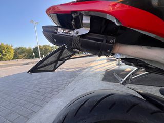Honda CBR 600RR 2008 PC40-thumb-17