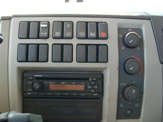 Καρότσα Κουρτίνα Volvo 2013 FL-240 EEV-thumb-5