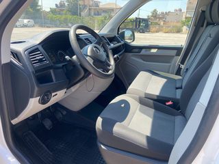 Κλούβα Volkswagen 2018 T6-thumb-19