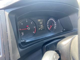 Κλούβα Volkswagen 2018 T6-thumb-22