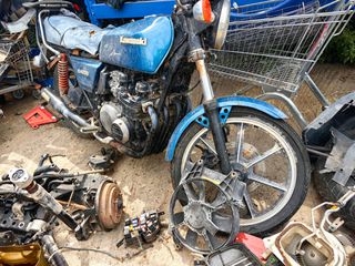 Kawasaki Z 400 1983-thumb-4