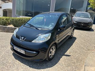 Peugeot 107 2008 Peugeot 107 1.0 68hp-thumb-2