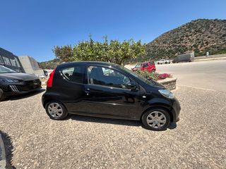 Peugeot 107 2008 Peugeot 107 1.0 68hp-thumb-3
