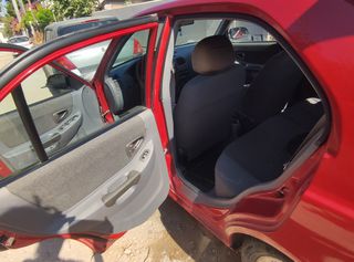 Hyundai Accent 2000-thumb-5