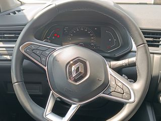 Renault Captur 2023-thumb-9