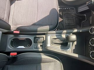 Renault Captur 2023-thumb-21