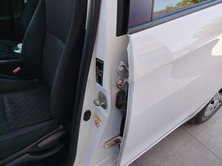 Toyota Yaris 2014 1.4 D-4D DIESEL 6 TAXYTO-thumb-8