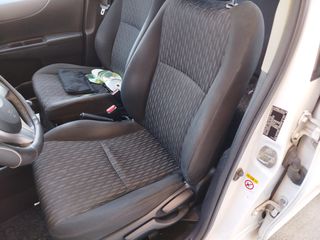 Toyota Yaris 2014 1.4 D-4D DIESEL 6 TAXYTO-thumb-9