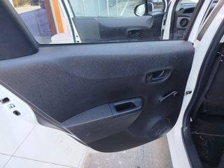 Toyota Yaris 2014 1.4 D-4D DIESEL 6 TAXYTO-thumb-10