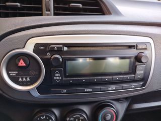 Toyota Yaris 2014 1.4 D-4D DIESEL 6 TAXYTO-thumb-21