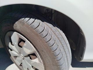 Toyota Yaris 2014 1.4 D-4D DIESEL 6 TAXYTO-thumb-26