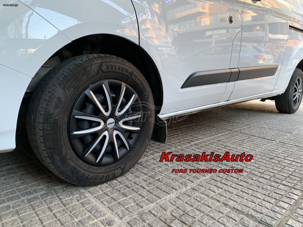 Ιταλικά Δίχρωμα Τάσια Τροχών FARAD σε Ford Tourneo Custom