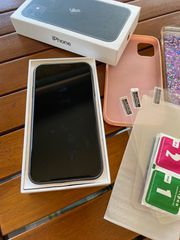 iphone 11 black-thumb-4