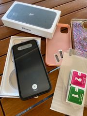 iphone 11 black-thumb-6