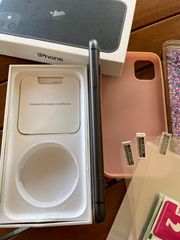 iphone 11 black-thumb-8