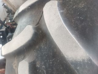 Μεταχειρισμένο ελαστικό Firestone 520 70 34 σε άριστη κατάσταση φθορά ελαστικού 50 με 40%