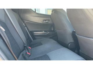 Toyota C-HR 2022 C-LUB-thumb-13