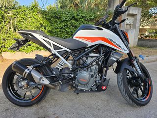KTM 390 Duke 2022-thumb-4