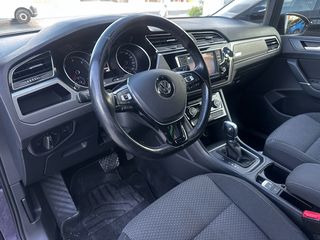 Volkswagen Touran 2015-thumb-8