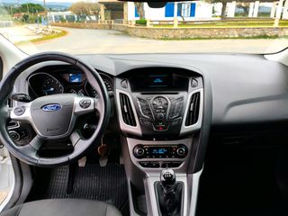 Ford Focus 2014 ecoboost-thumb-12