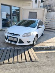 Ford Focus 2014 ecoboost-thumb-2