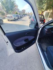 Ford Escort 1997 Ghia-thumb-10