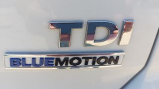 Volkswagen Golf 2016 1.6 TDI BLUEMOTION 6TAXYTO-thumb-2