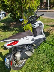 Piaggio Beverly 300i 2023 HPE-thumb-2