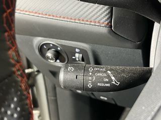 Mg ZS 2025 EXCLUSIVE-thumb-18