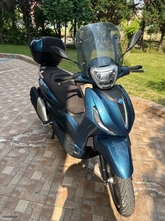 Piaggio Beverly 400 2024