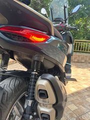Piaggio Beverly 400 2024-thumb-4