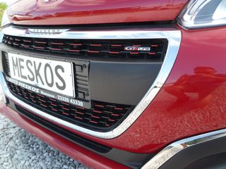 Peugeot 208 2016 1.2 GT LINE **59.000 km**-thumb-4