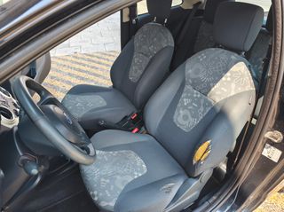 Ford Ka 2012 tdci trend start/stop-thumb-6