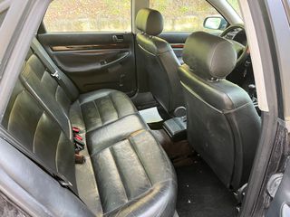 Audi A4 1997-thumb-7
