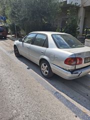 Toyota Corolla 2000