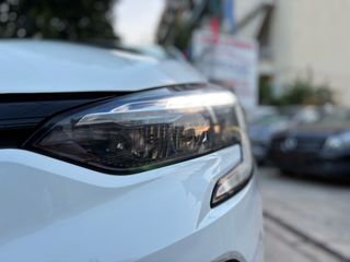 Renault Clio 2021-thumb-7