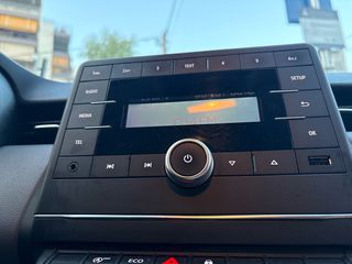 Renault Clio 2021-thumb-19