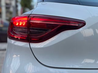 Renault Clio 2021-thumb-35