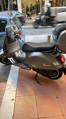 Vespa GTS Super Tech 300 2023 SUPER TECH-thumb-1